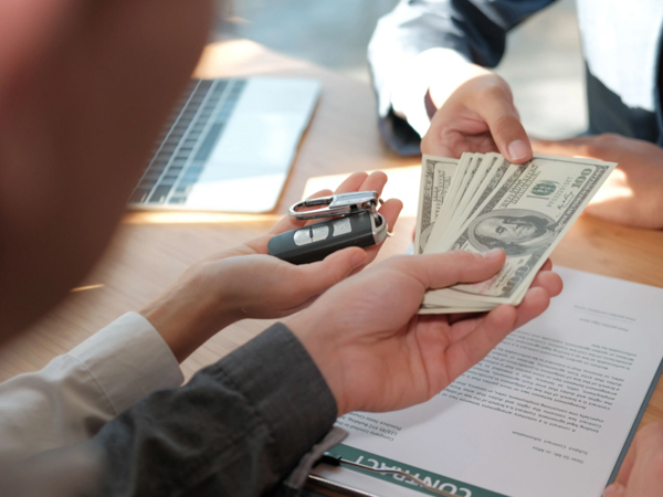 吴江讨债公司分享债务纠纷解决途径对比：诉讼与委托催收的成本收益分析